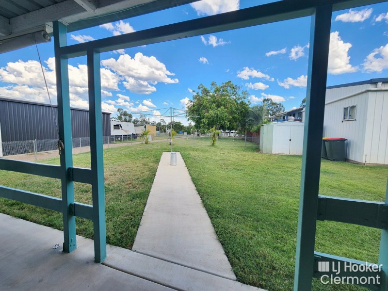 11 Carina Crescent, Clermont QLD 4721