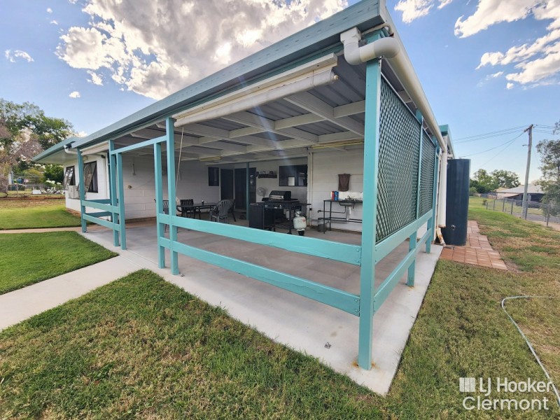 11 Carina Crescent, Clermont QLD 4721