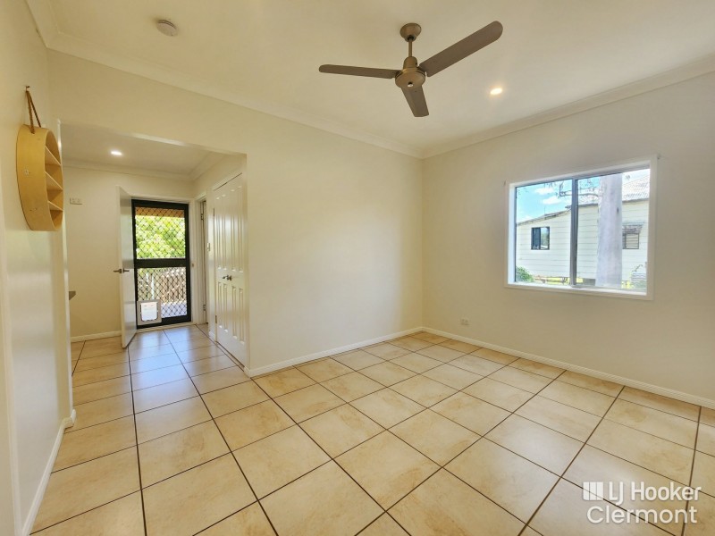 16 Playfair Street, Clermont QLD 4721