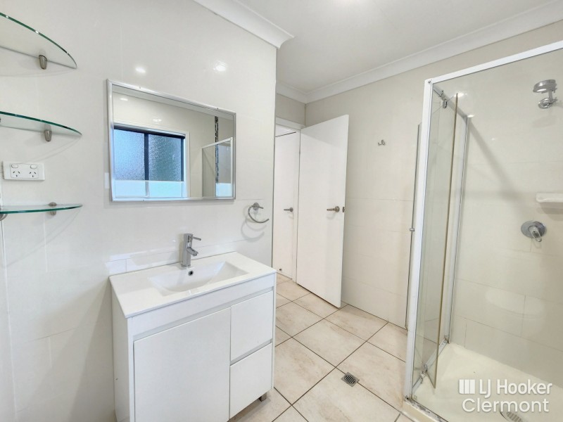 16 Playfair Street, Clermont QLD 4721