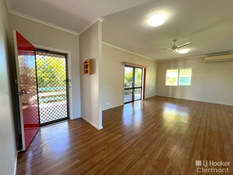 6 Mimosa Street, Clermont QLD 4721