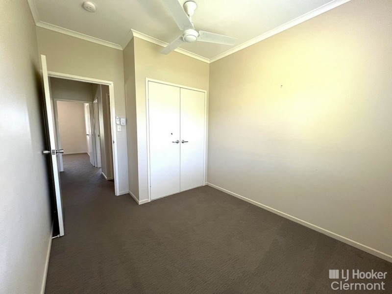 6 Mimosa Street, Clermont QLD 4721