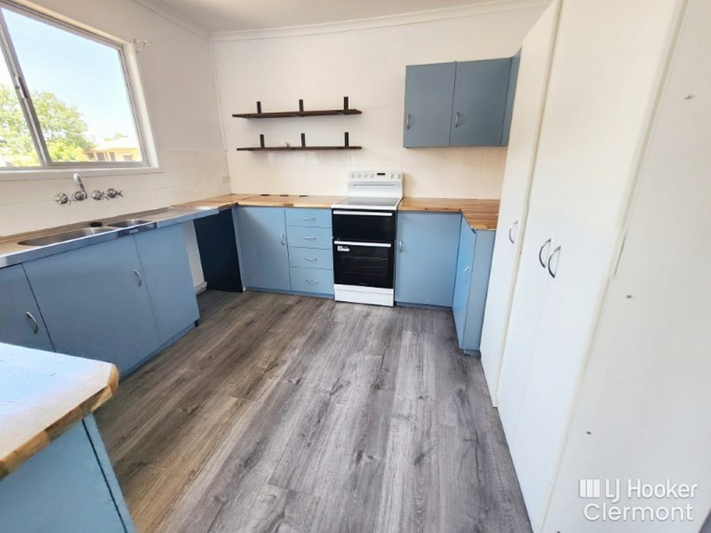 14 Douglass Street, Clermont QLD 4721