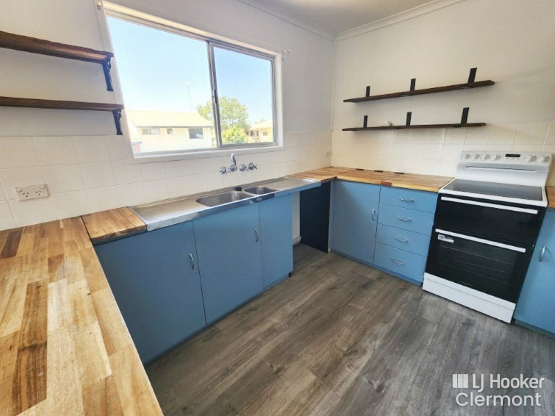 14 Douglass Street, Clermont QLD 4721