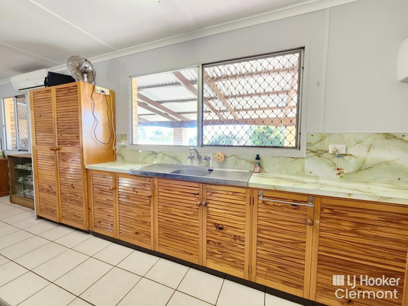 14 Blamey Street, Clermont QLD 4721