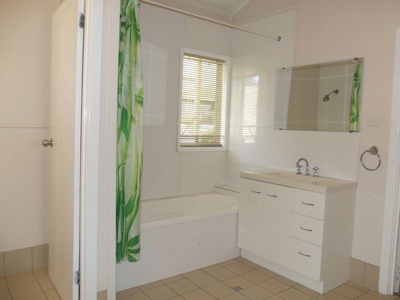 18 Sirius Street, Clermont QLD 4721