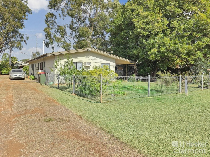 Units 1 & 2/25 Monash Court, Clermont QLD 4721