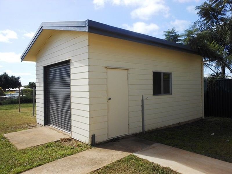 6 Daintree Street, Clermont QLD 4721