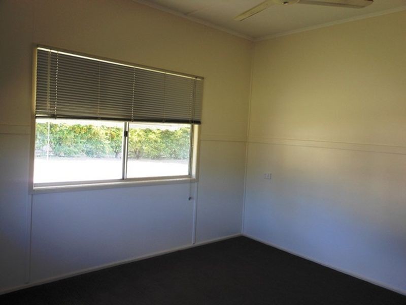 6 Daintree Street, Clermont QLD 4721