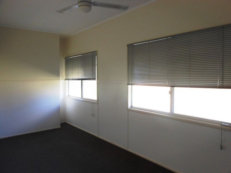 6 Daintree Street, Clermont QLD 4721