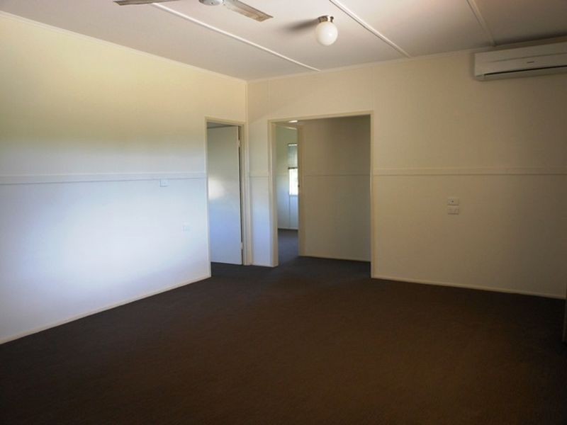 6 Daintree Street, Clermont QLD 4721