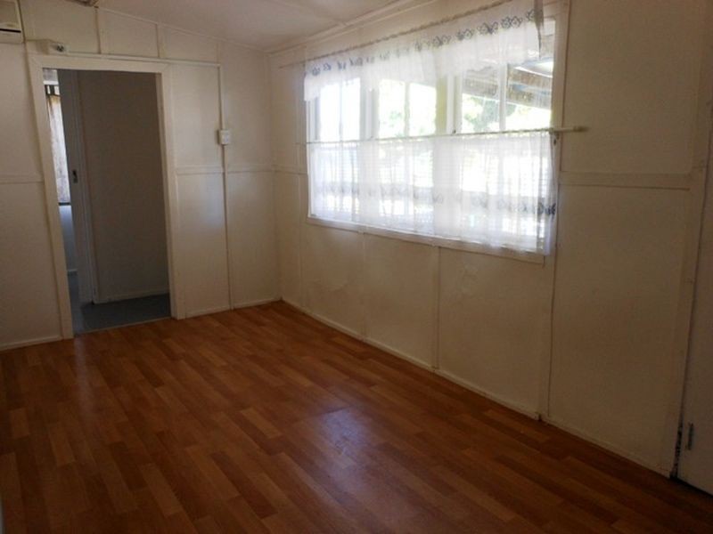 25 Jellicoe Street, Clermont QLD 4721