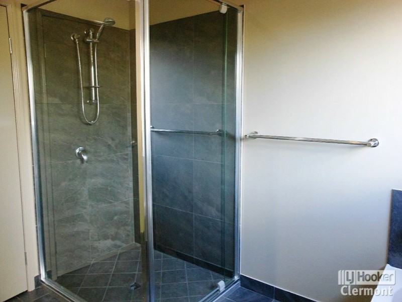 Unit 1/25 Jellicoe Street, Clermont QLD 4721