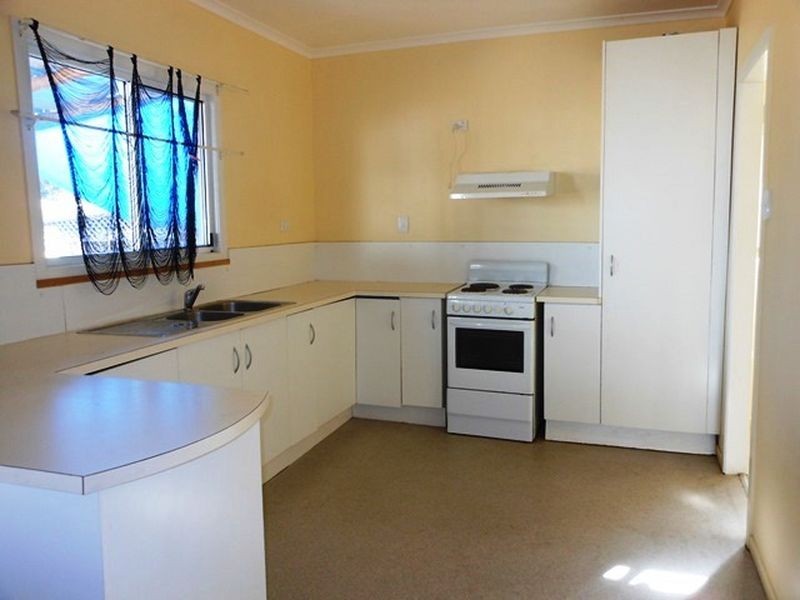 63 Box Street, Clermont QLD 4721
