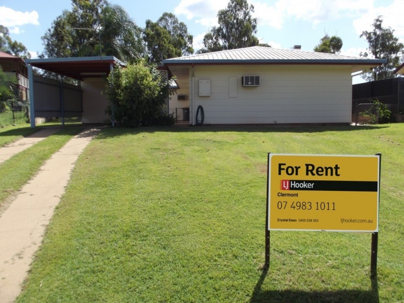 9 Athol Court, Clermont QLD 4721