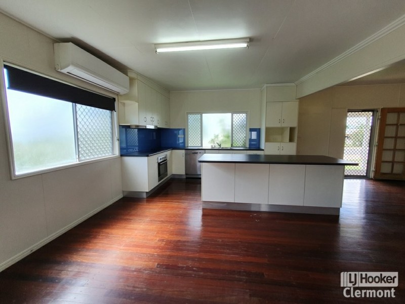 15 Box Street, Clermont QLD 4721