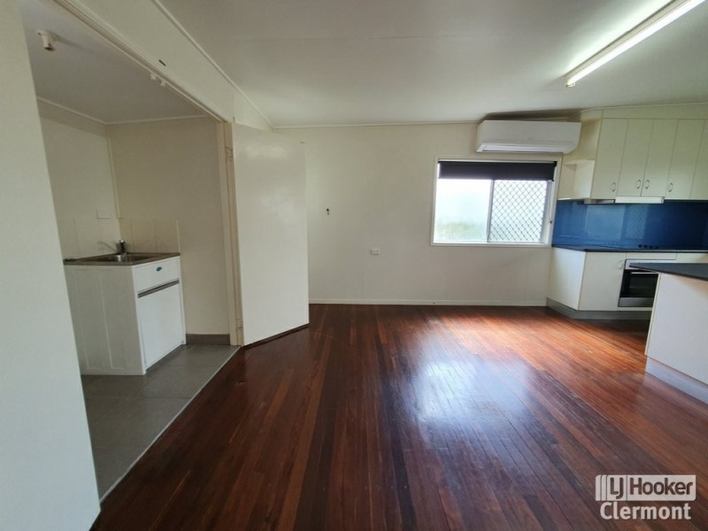 15 Box Street, Clermont QLD 4721