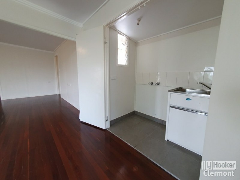 15 Box Street, Clermont QLD 4721