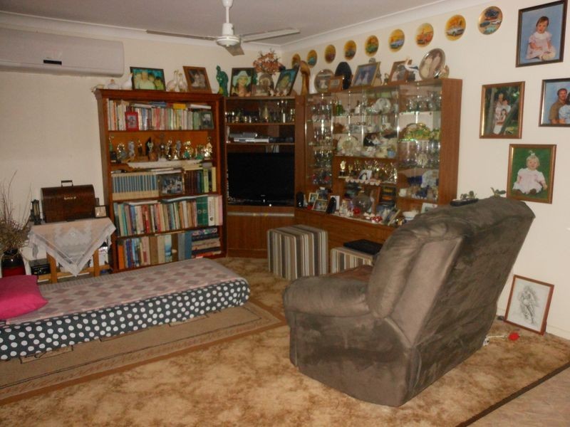 28 Lavarack Street, Clermont QLD 4721