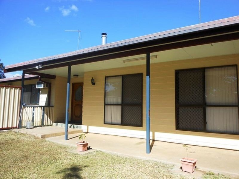 5 Herring Court, Clermont QLD 4721