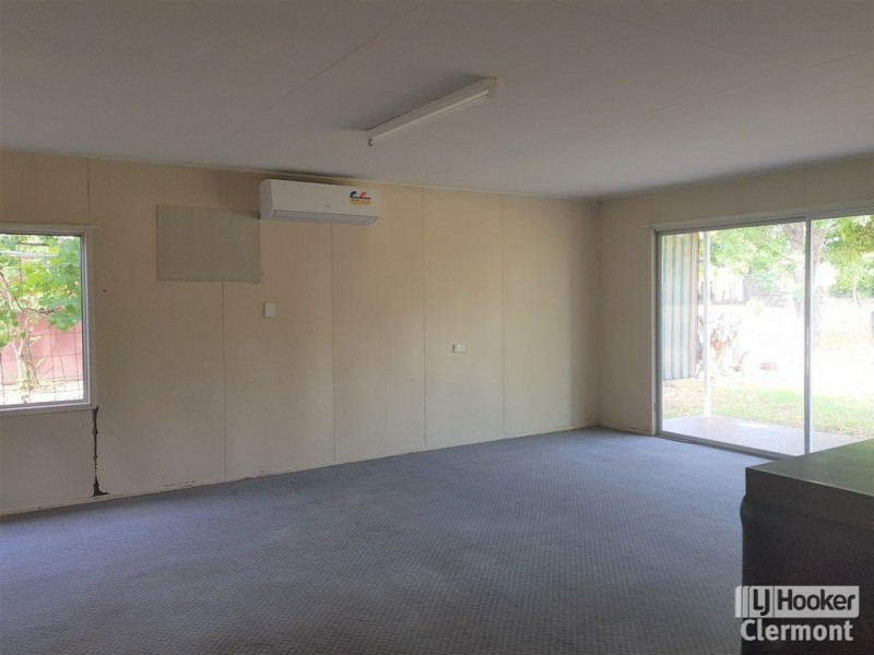 27 Beatty Street, Clermont QLD 4721