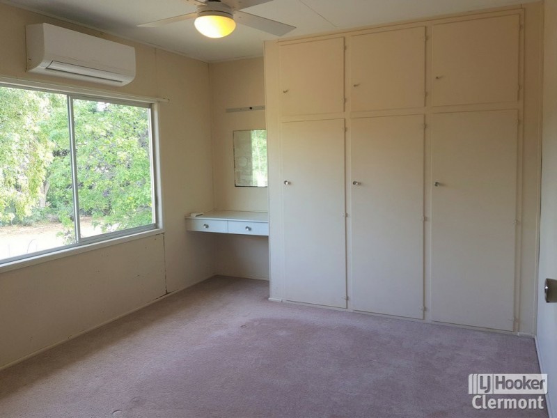 27 Beatty Street, Clermont QLD 4721