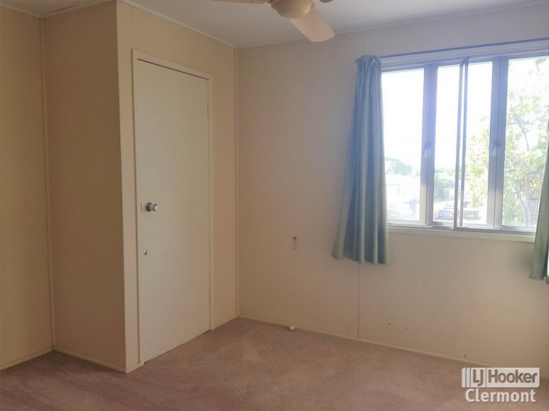 27 Beatty Street, Clermont QLD 4721
