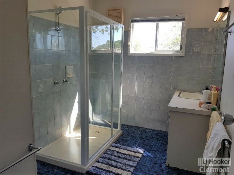 27 Beatty Street, Clermont QLD 4721