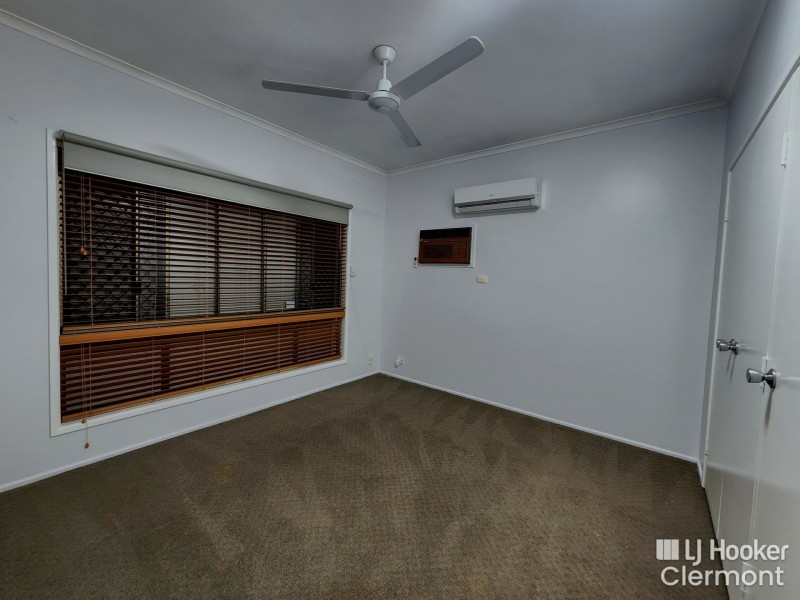 34 Collins Street, Clermont QLD 4721