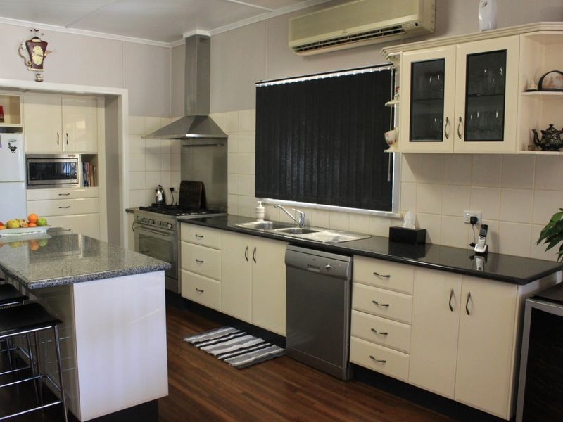 1 Sirius Street, Clermont QLD 4721