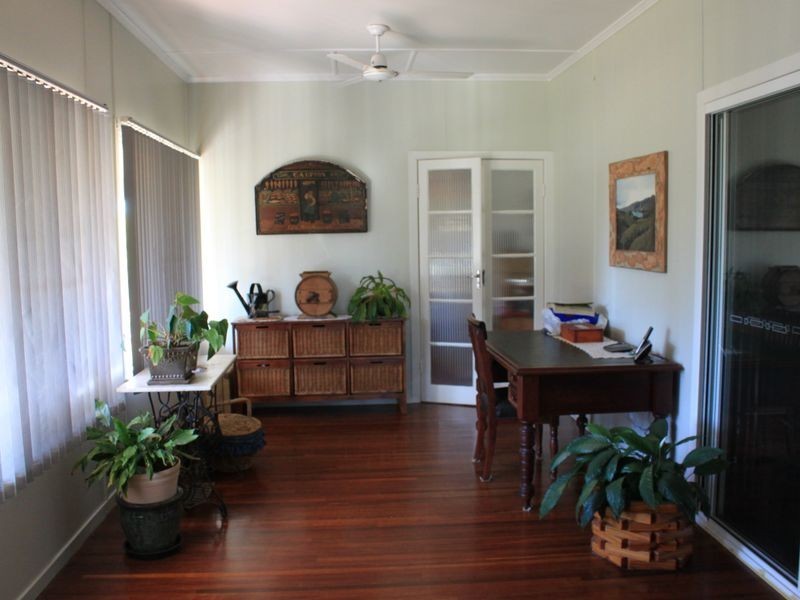 1 Sirius Street, Clermont QLD 4721