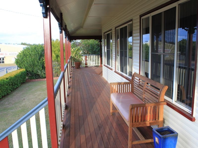 1 Sirius Street, Clermont QLD 4721