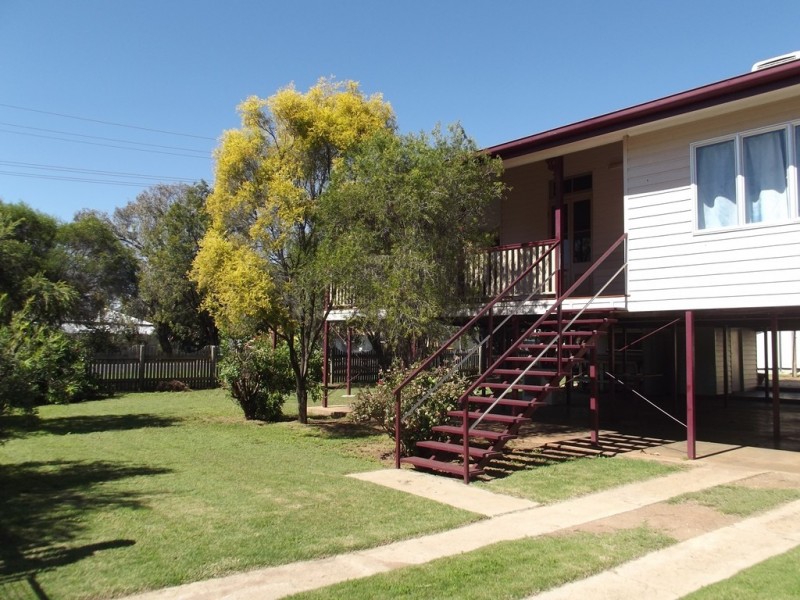 21 Douglass Street, Clermont QLD 4721