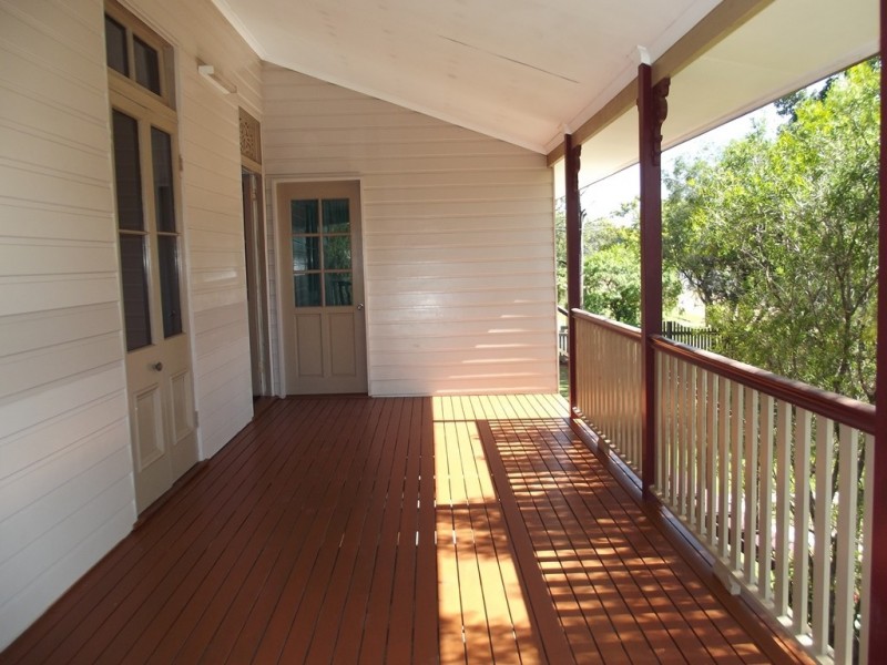 21 Douglass Street, Clermont QLD 4721