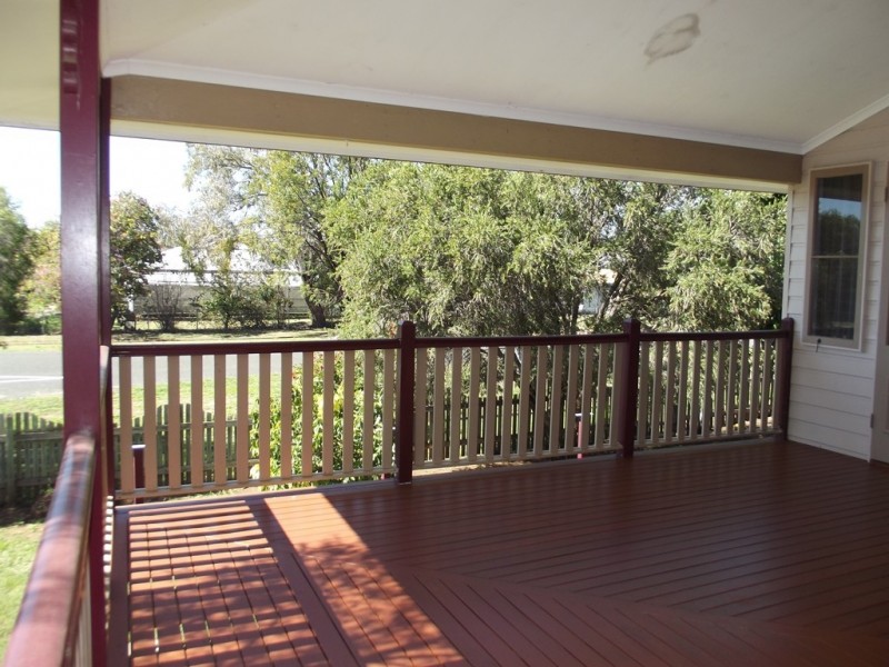 21 Douglass Street, Clermont QLD 4721