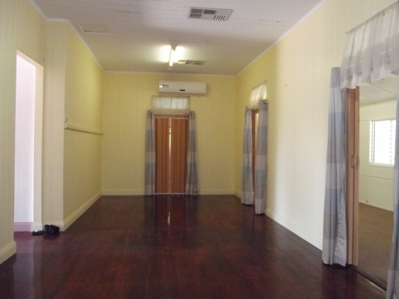 21 Douglass Street, Clermont QLD 4721