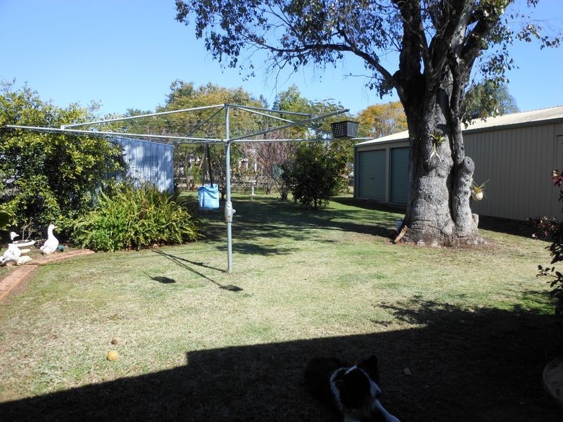 73 Box Street, Clermont QLD 4721