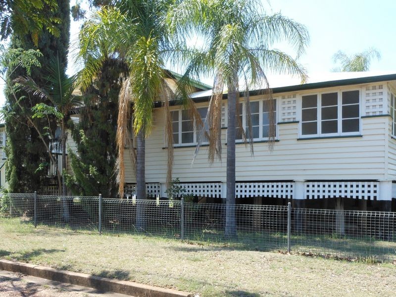 23 Capella Street, Clermont QLD 4721