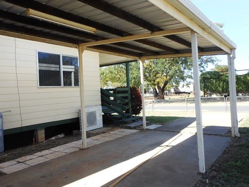 29 Haig Street, Clermont QLD 4721