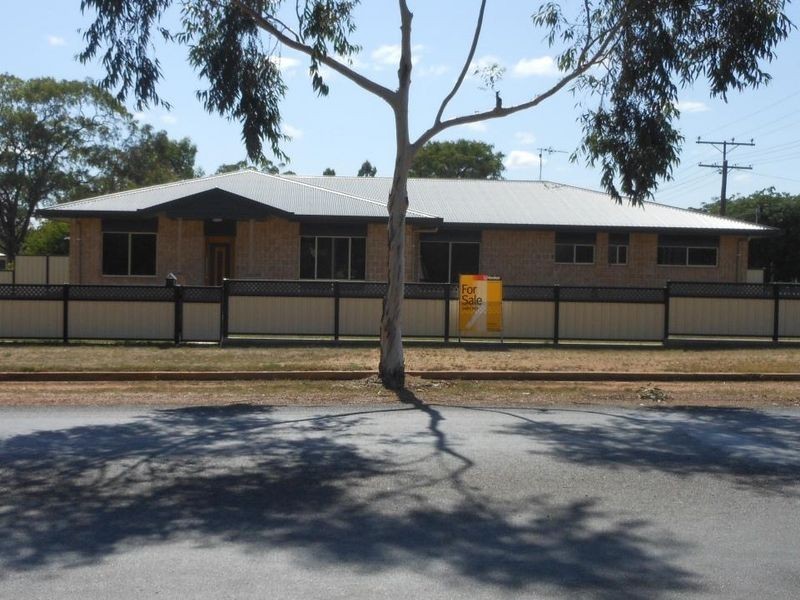 34 Jellicoe Street, Clermont QLD 4721