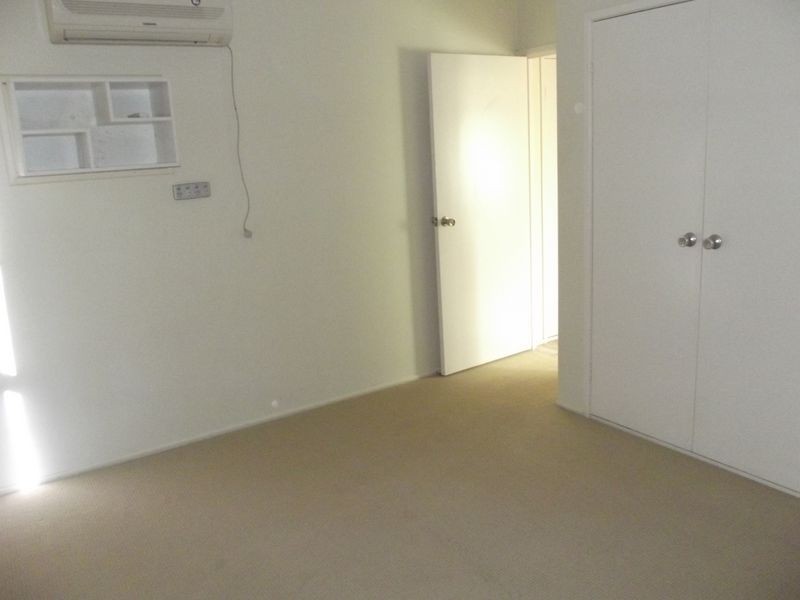 31 Blair Street, Clermont QLD 4721