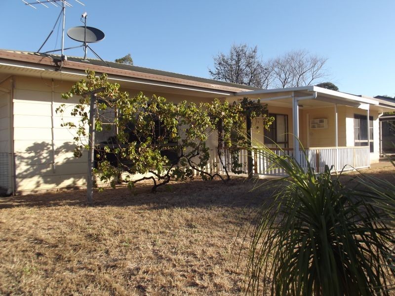 31 Blair Street, Clermont QLD 4721