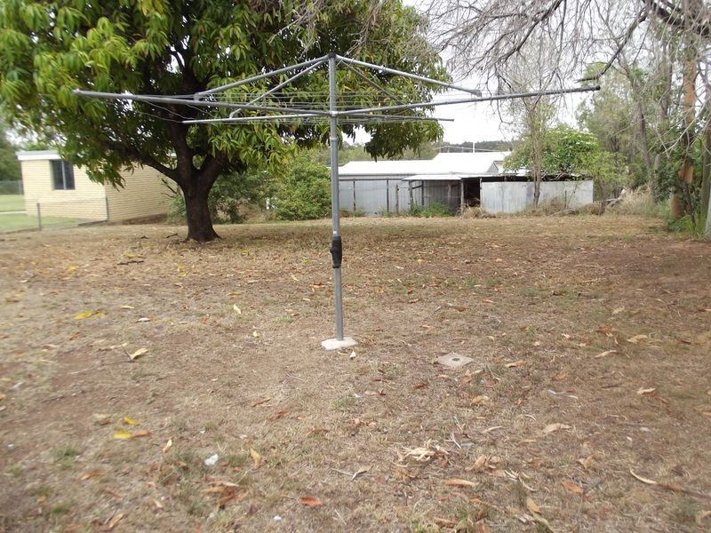 15 Haig Street, Clermont QLD 4721