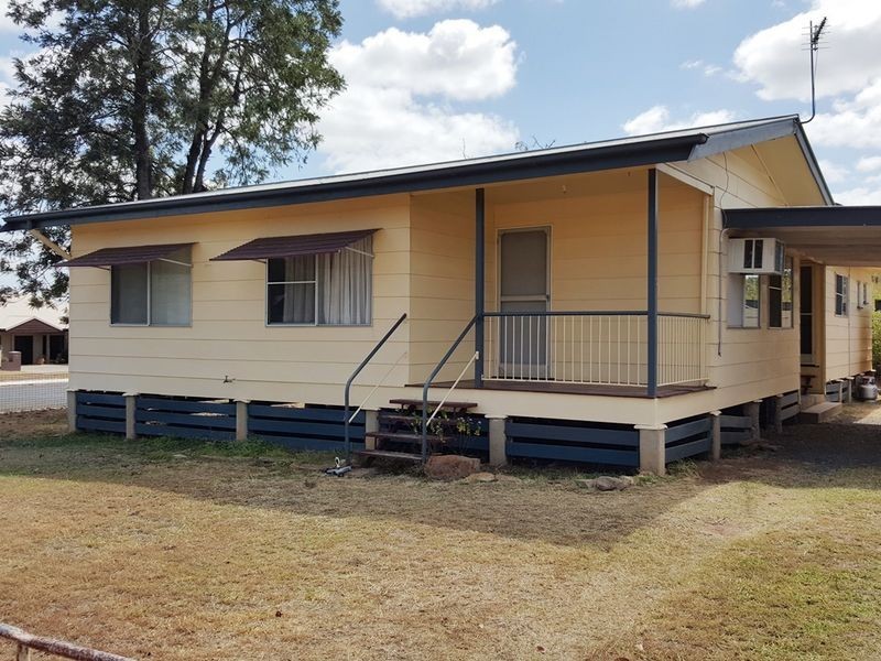 3/16 Kitchener Street, Clermont QLD 4721