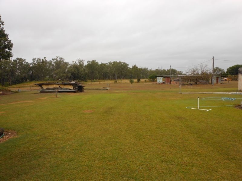 10 McMillian Road, Clermont QLD 4721