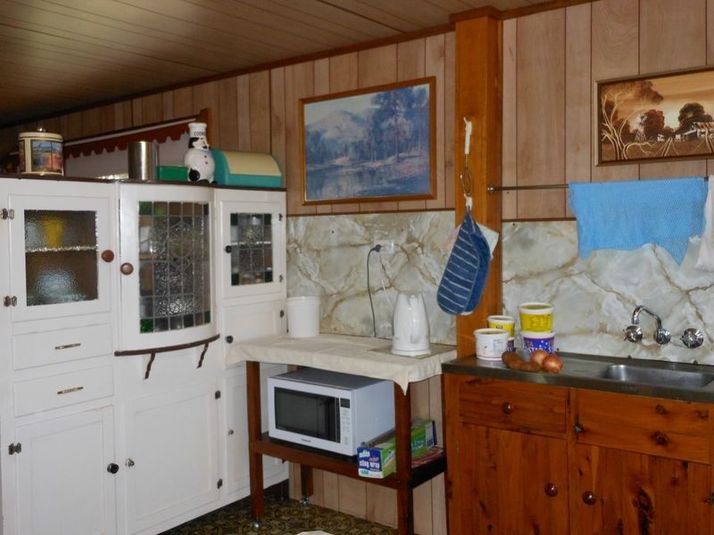 10 McMillian Road, Clermont QLD 4721