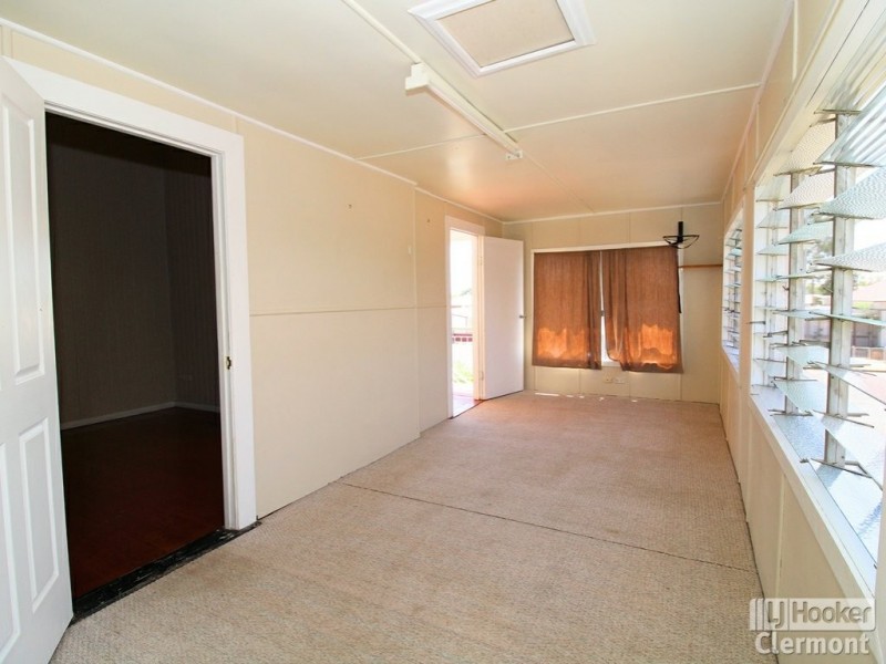 45 Sirius Street, Clermont QLD 4721