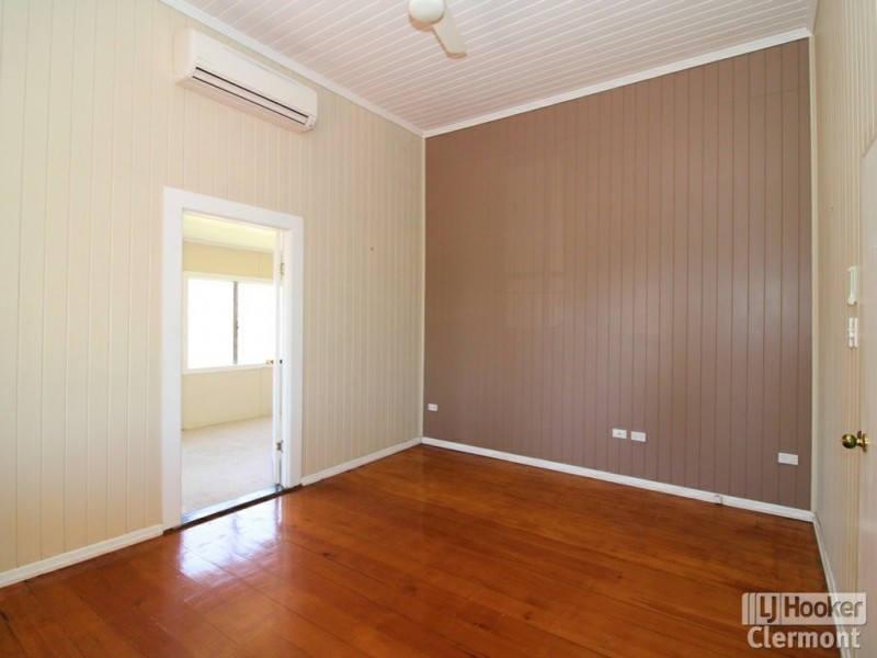 45 Sirius Street, Clermont QLD 4721