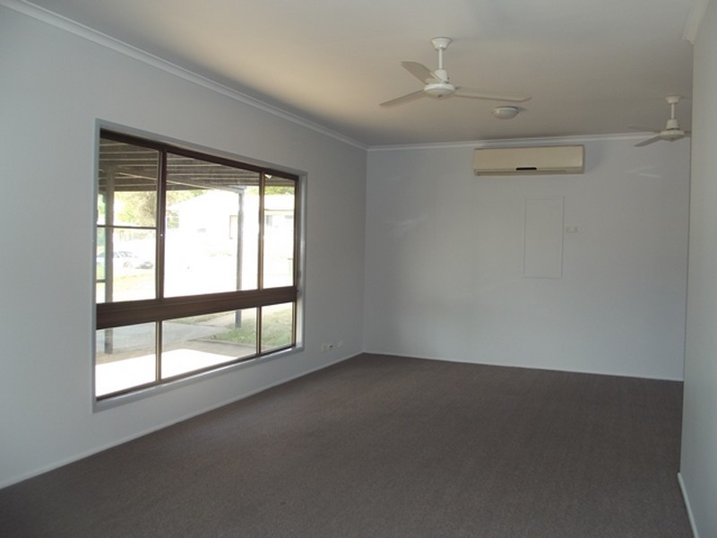 10 Risien Street, Clermont QLD 4721