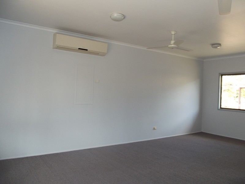 10 Risien Street, Clermont QLD 4721